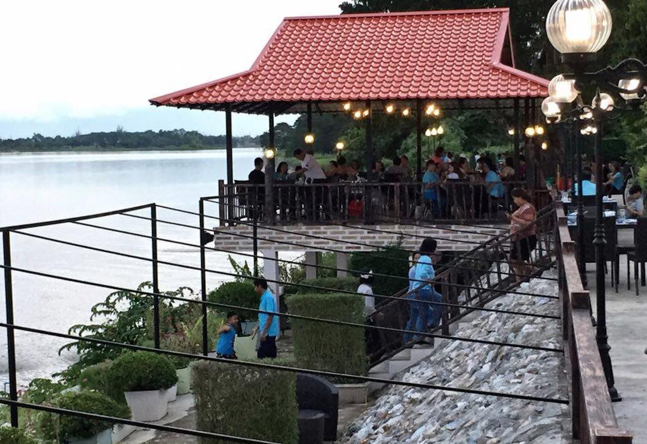 Maeping Mango Riverside Resort Kamphaeng Phet Buitenkant foto